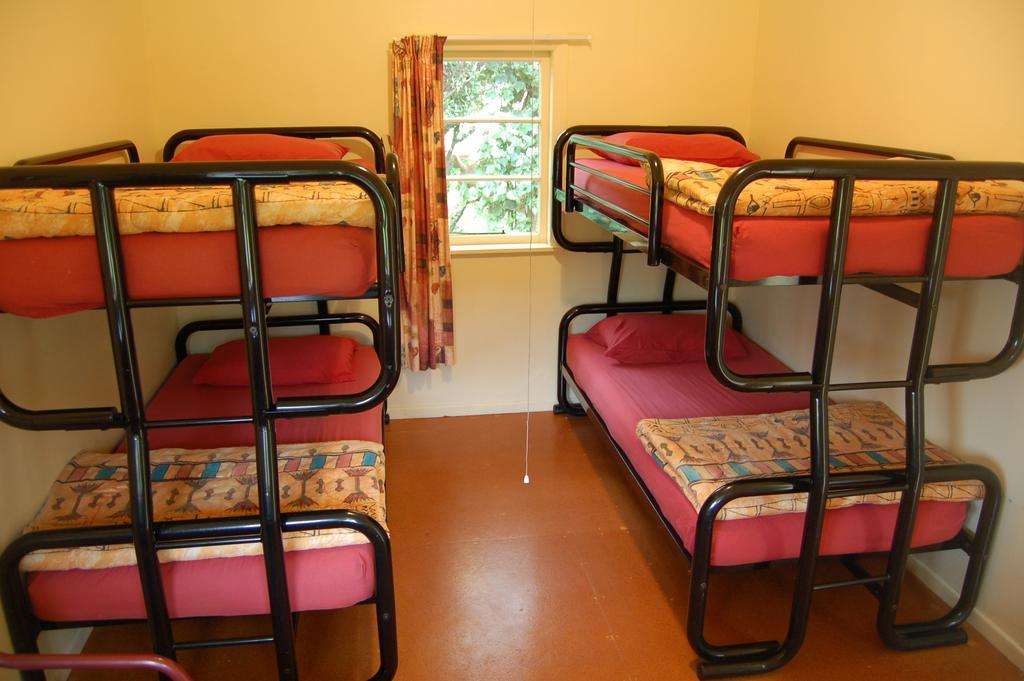Wheatly Downs Farmstay And Backpackers Hawera Ngoại thất bức ảnh