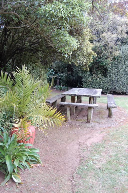 Wheatly Downs Farmstay And Backpackers Hawera Ngoại thất bức ảnh